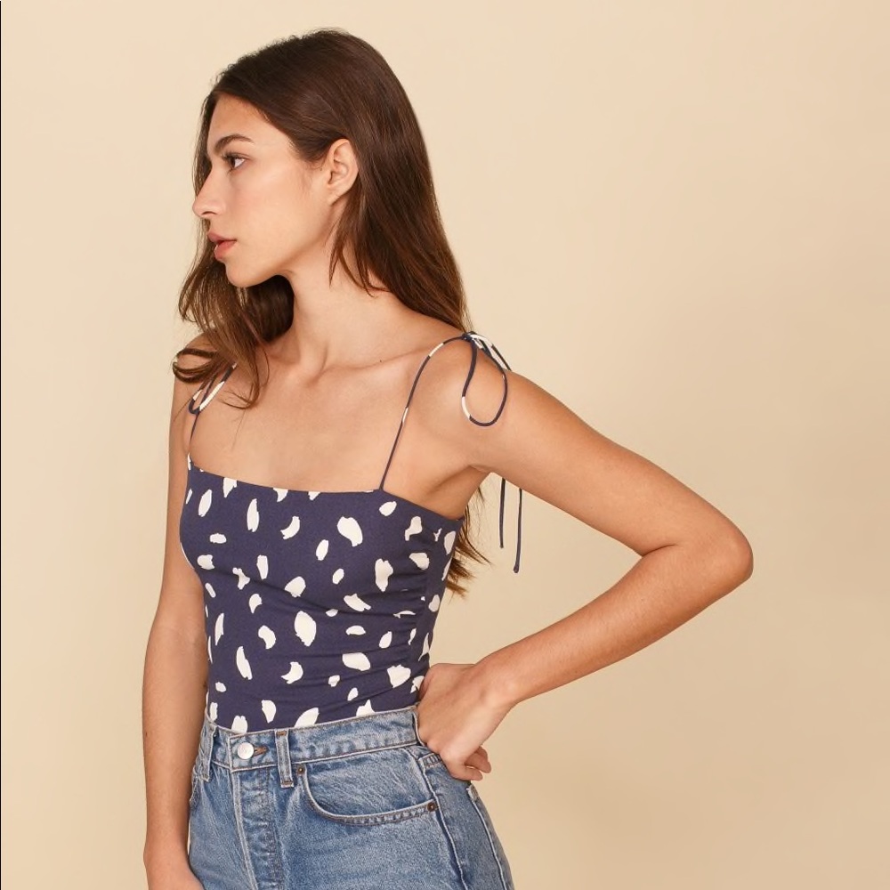 REFORMATION Lupe Top In Poppyseed